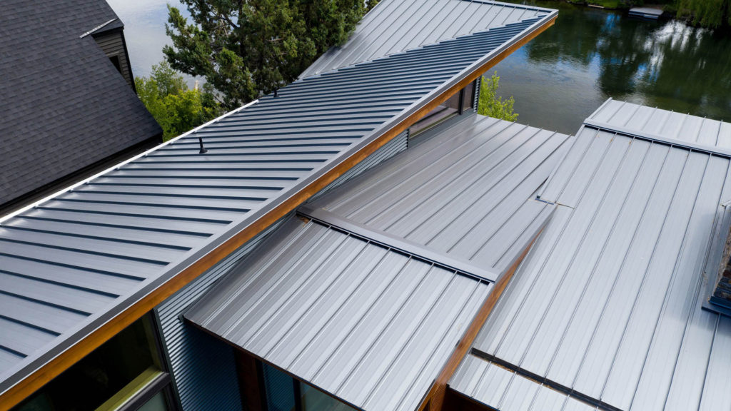 Metal Roofing Advantages for Central Oregon